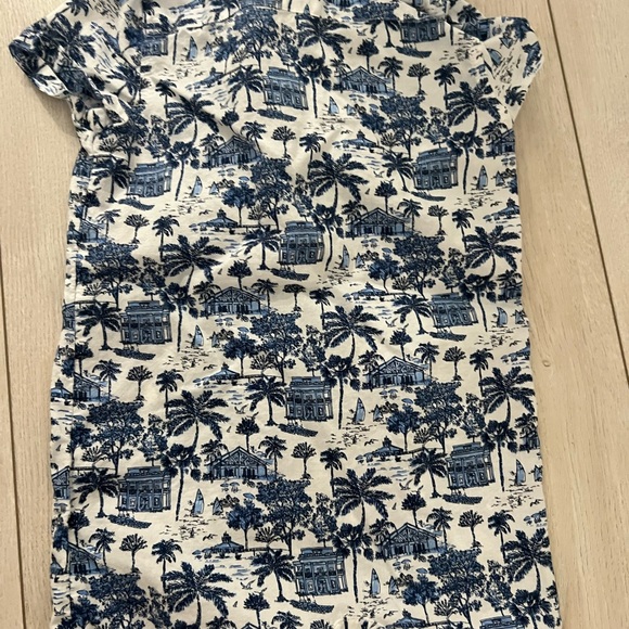 Vineyard Vines Blue and Cream Graphic Shirt - Picture 4 of 9